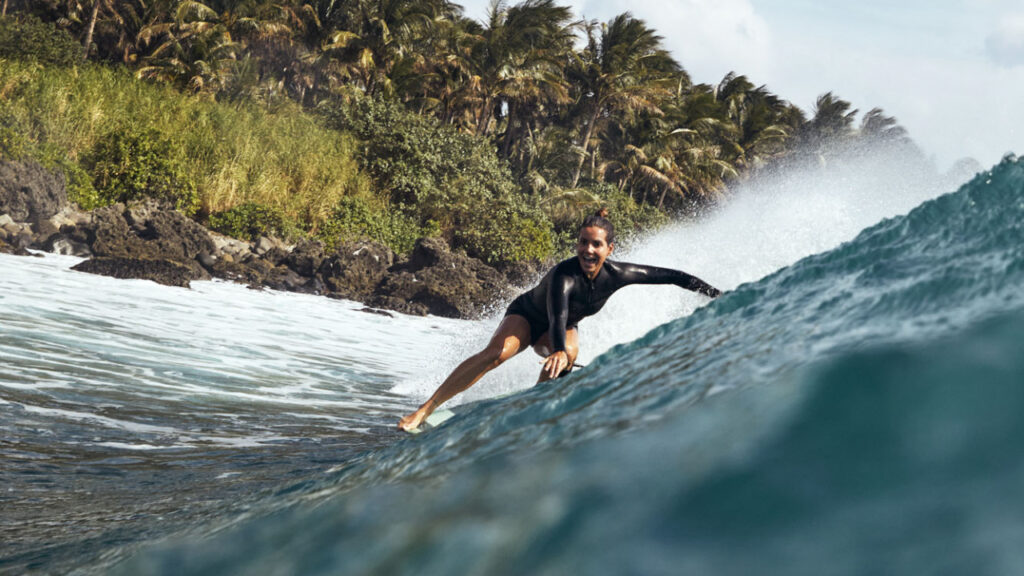 women in surfing