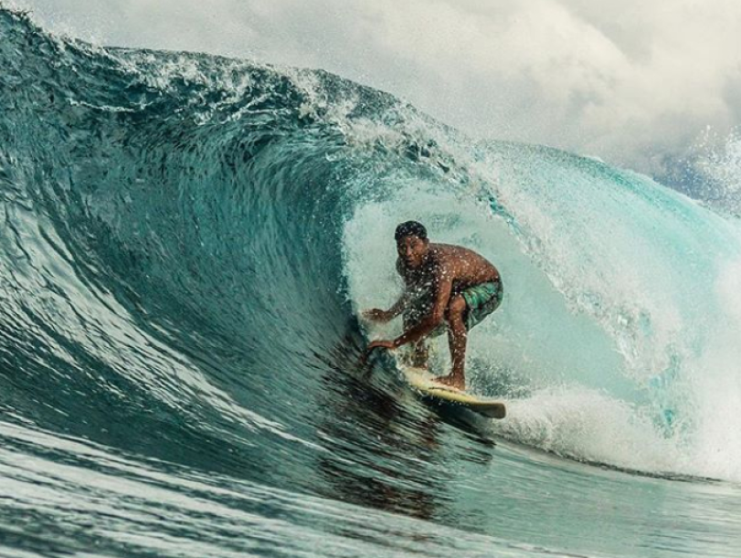 surfing in Siargao